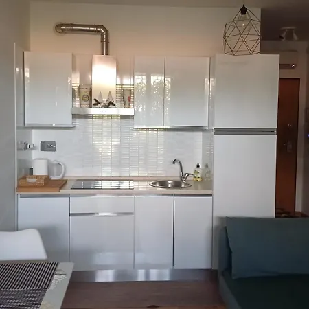 Marcus Modern